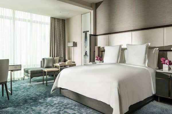 ForeignRoomImg